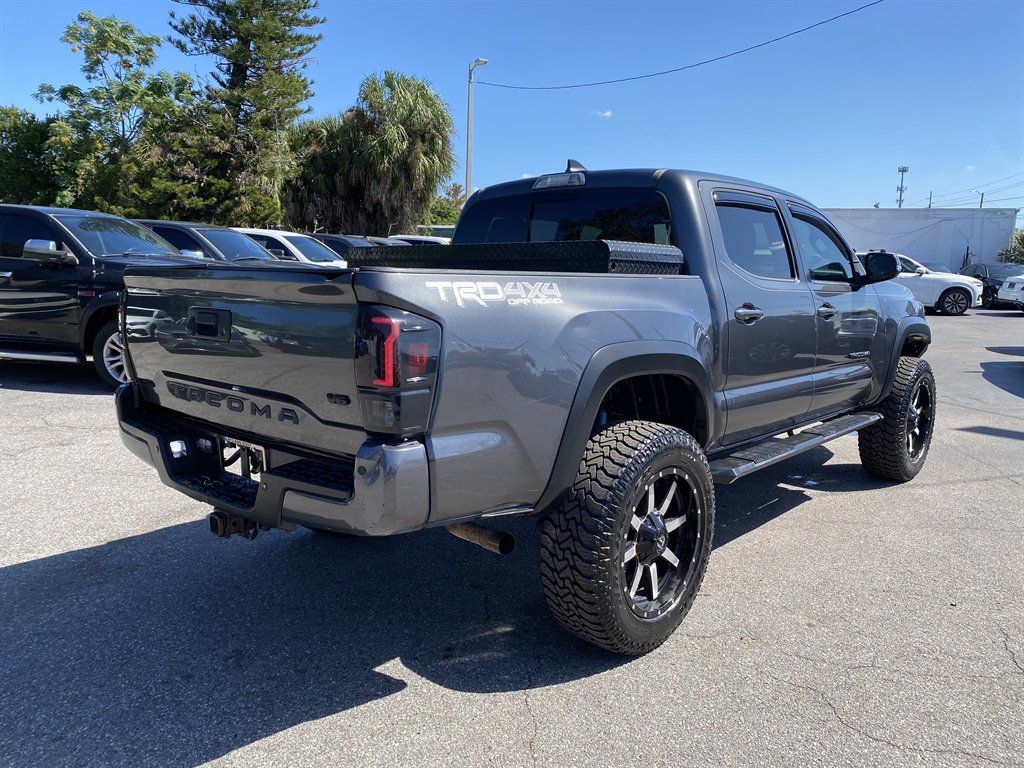 2018 Toyota Tacoma - $29,999