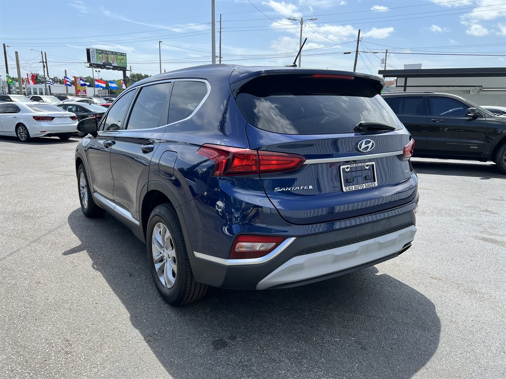 2019 Hyundai Santa Fe SE photo