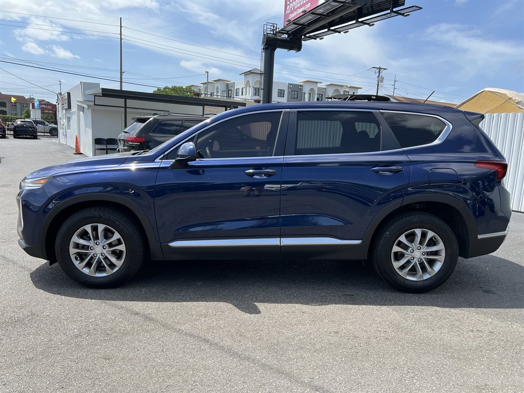 2019 Hyundai Santa Fe SE photo