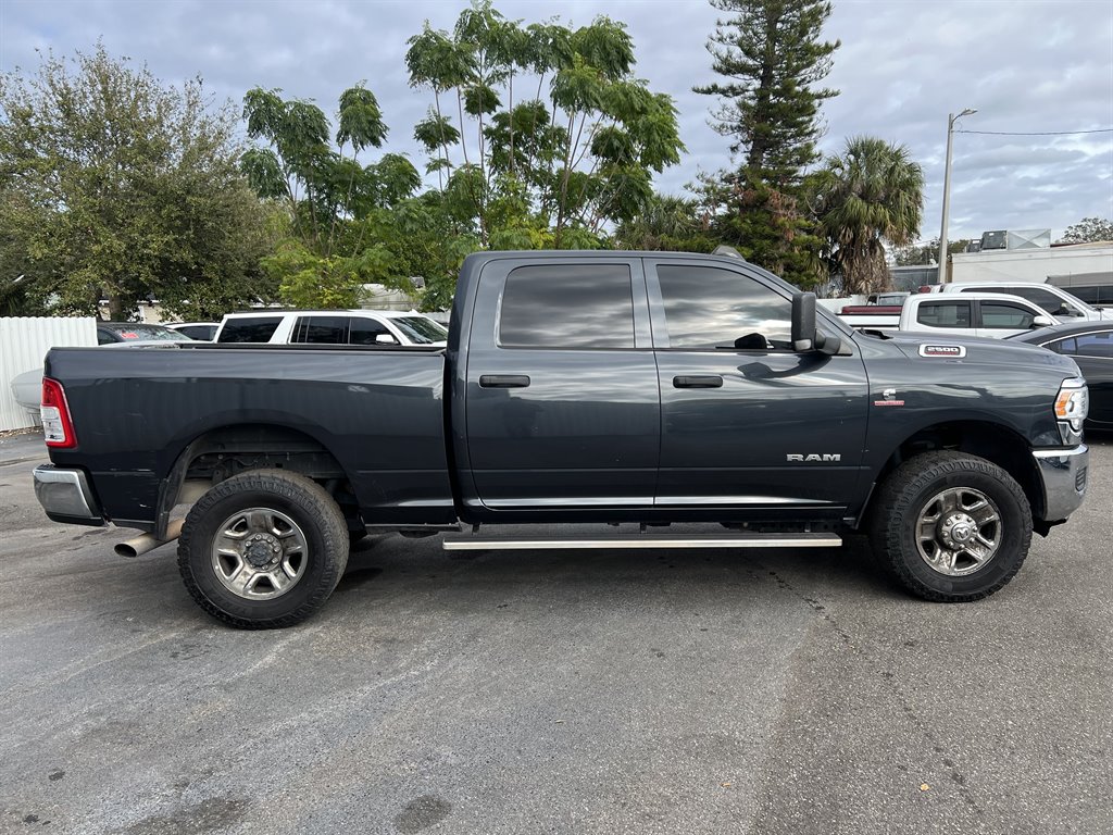 2020 RAM 2500 Tradesman photo