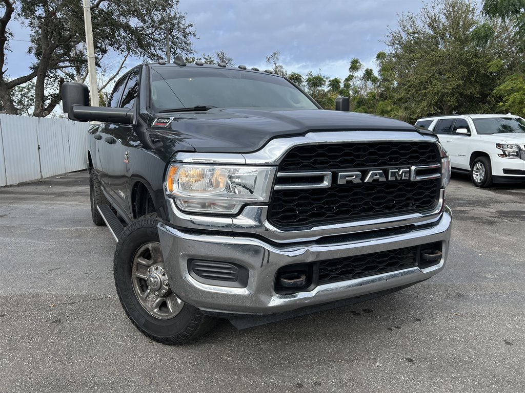 2020 RAM 2500 Tradesman photo