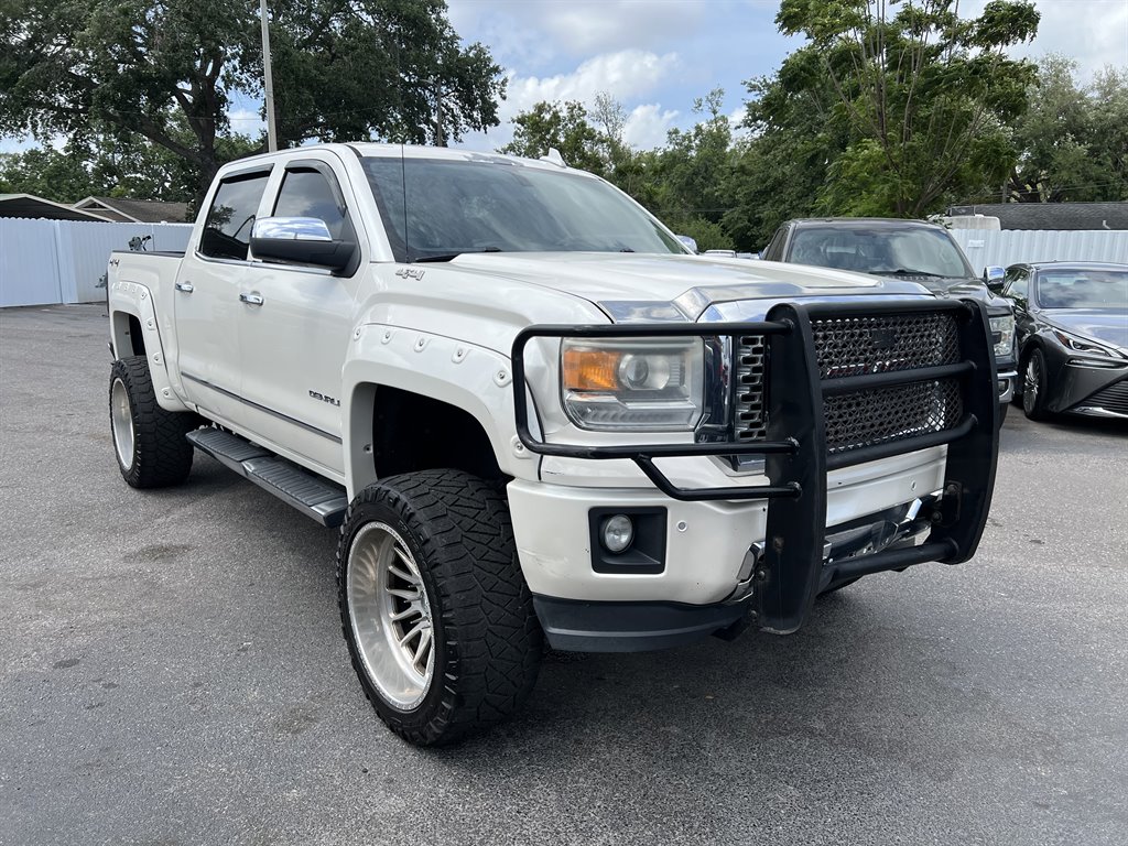 2015 GMC Sierra 1500 Denali photo