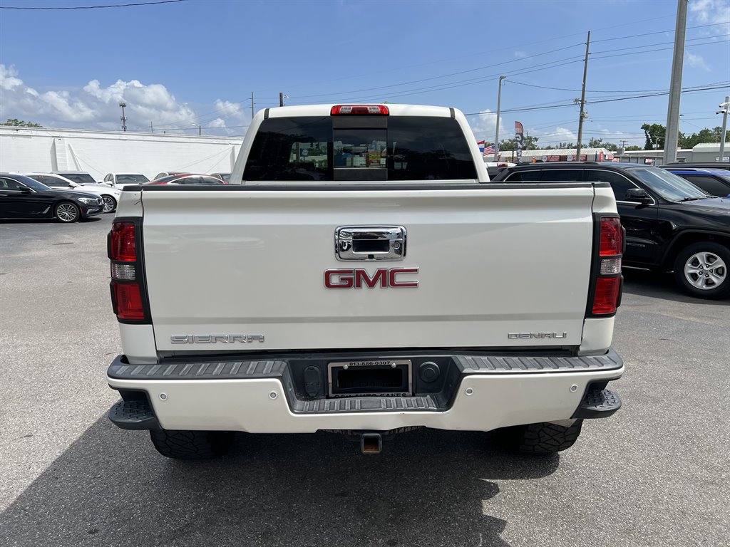 2015 GMC Sierra 1500 Denali photo