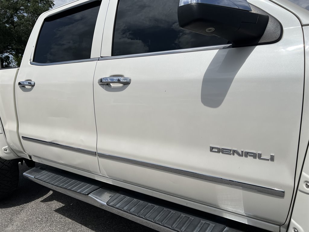 2015 GMC Sierra 1500 Denali photo