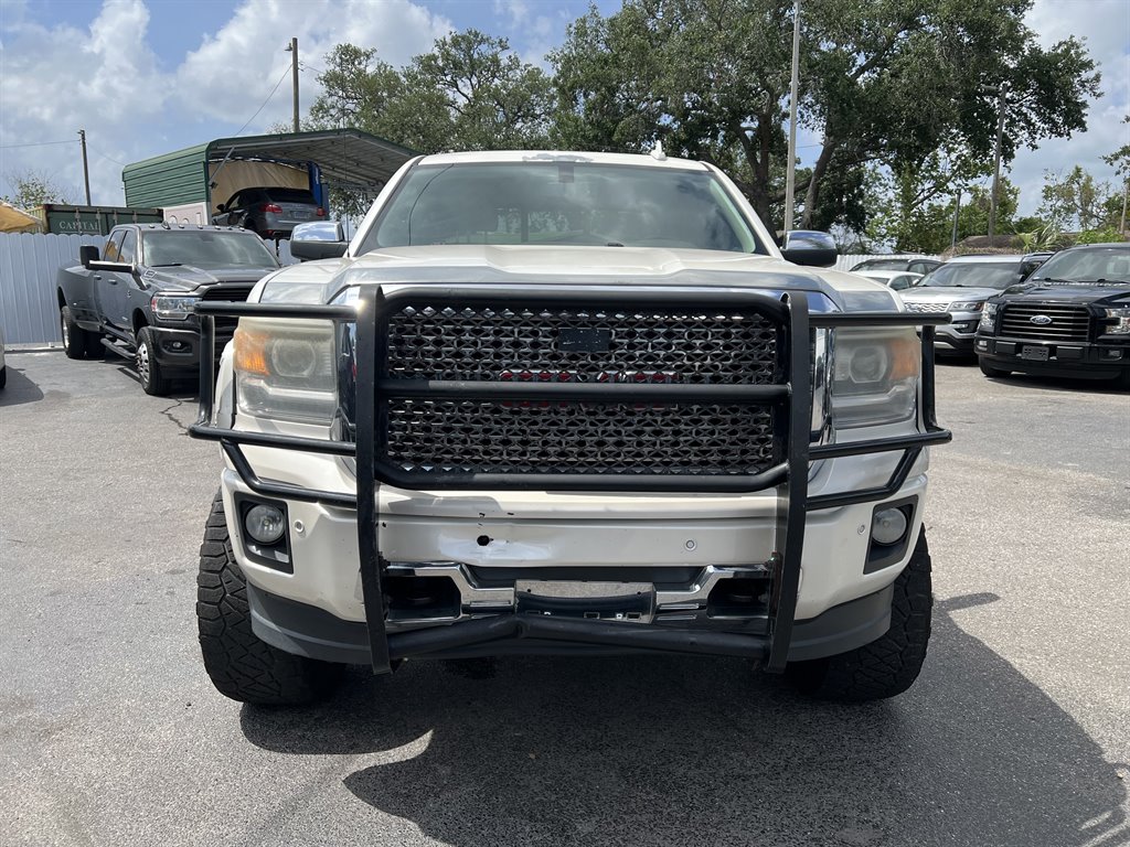 2015 GMC Sierra 1500 Denali photo