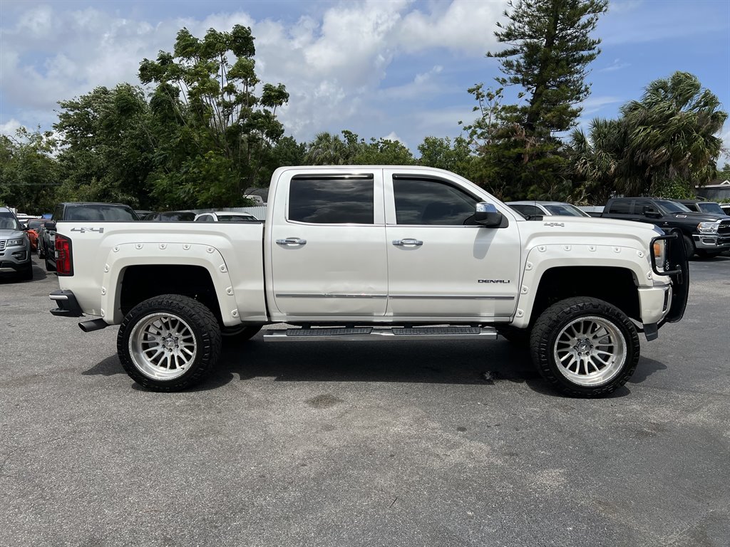 2015 GMC Sierra 1500 Denali photo