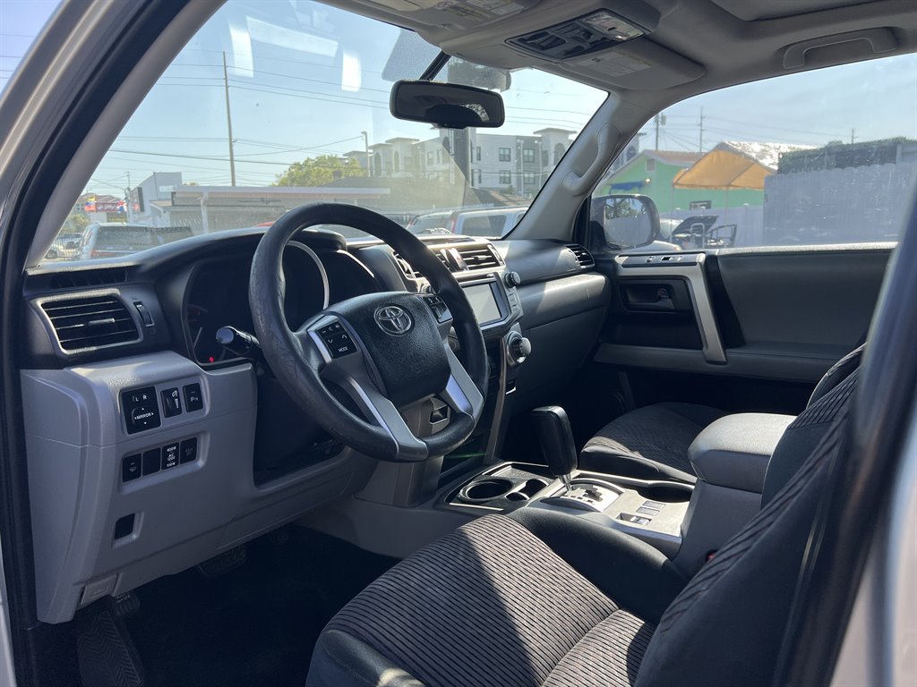 2013 Toyota 4Runner Limited photo