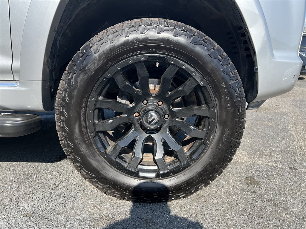 2013 Toyota 4Runner Limited photo