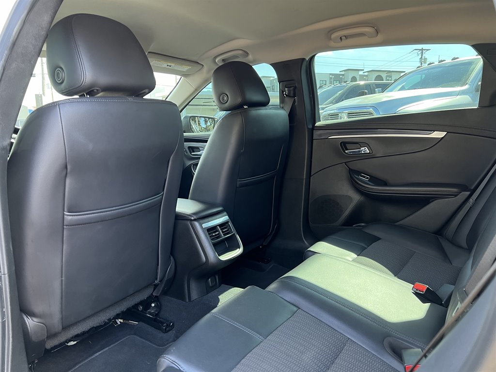 2020 Chevrolet Impala LT photo