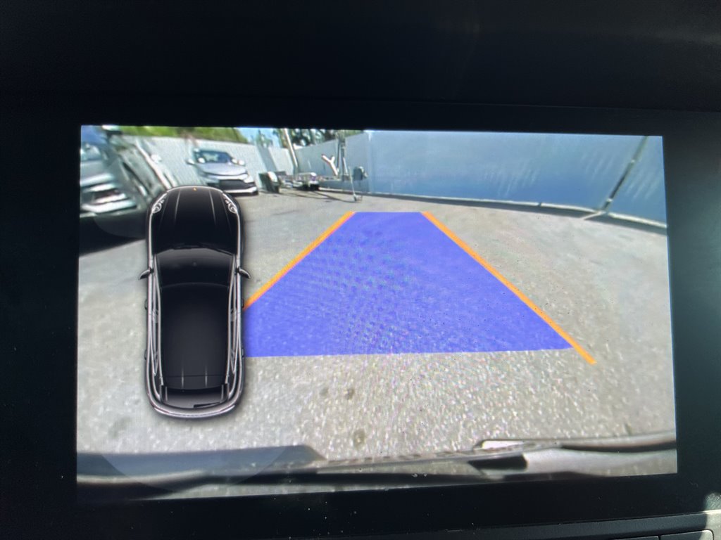 2017 Porsche Macan Turbo photo