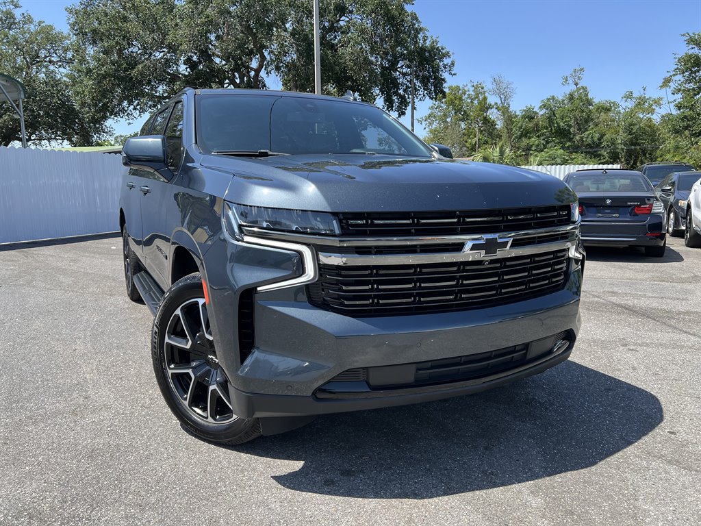 2021 Chevrolet Suburban 1500 RST photo
