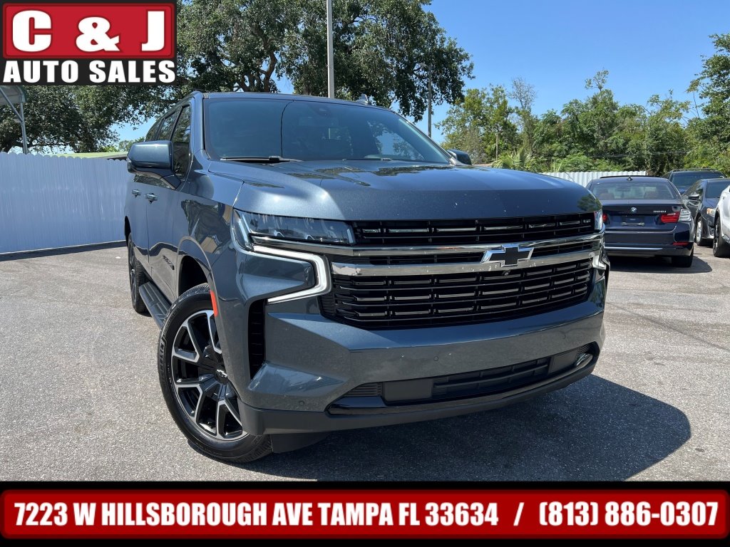 2021 Chevrolet Suburban 1500 RST photo