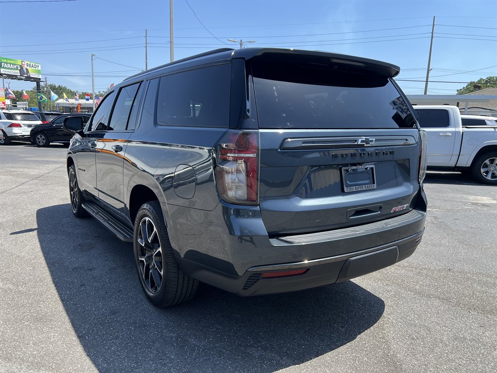 2021 Chevrolet Suburban 1500 RST photo