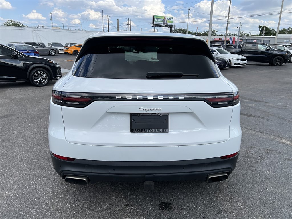 2019 Porsche Cayenne photo