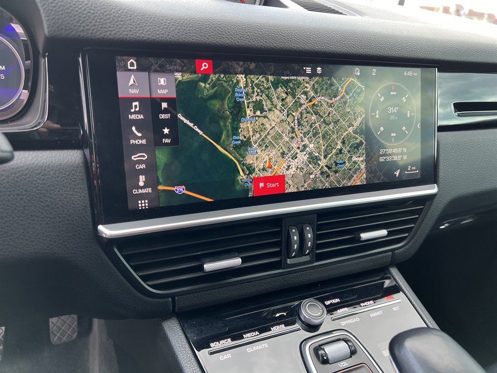 2019 Porsche Cayenne photo