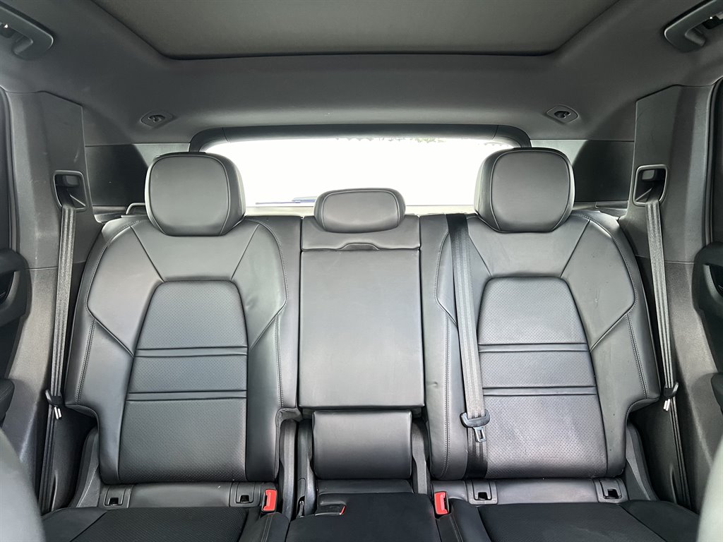 2019 Porsche Cayenne photo