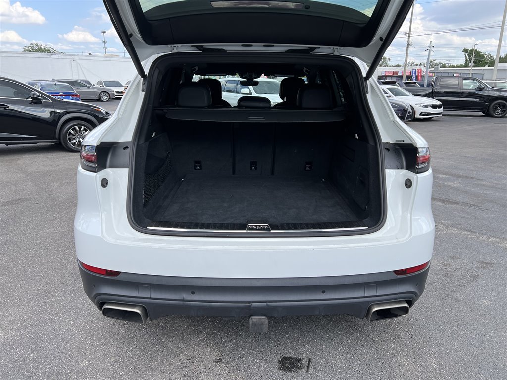 2019 Porsche Cayenne photo