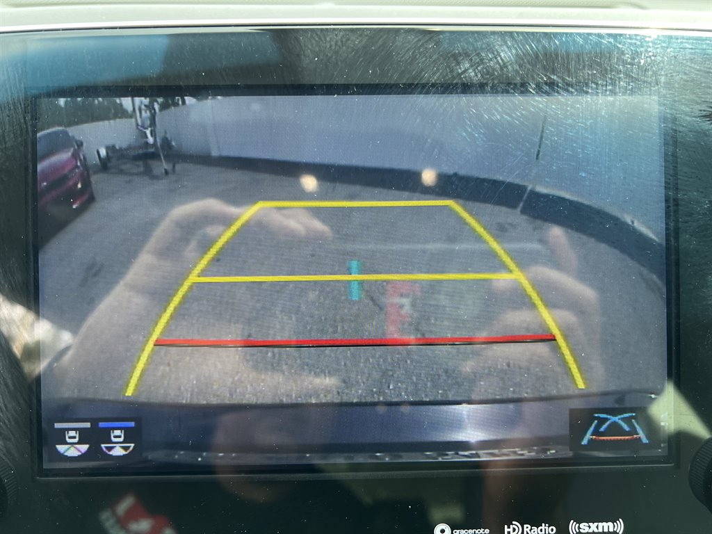2022 Toyota Avalon Hybrid XLE photo