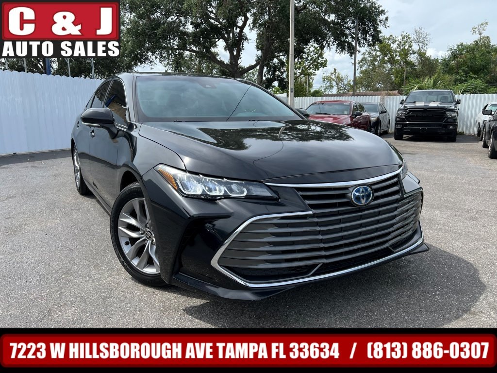 2022 Toyota Avalon Hybrid XLE photo