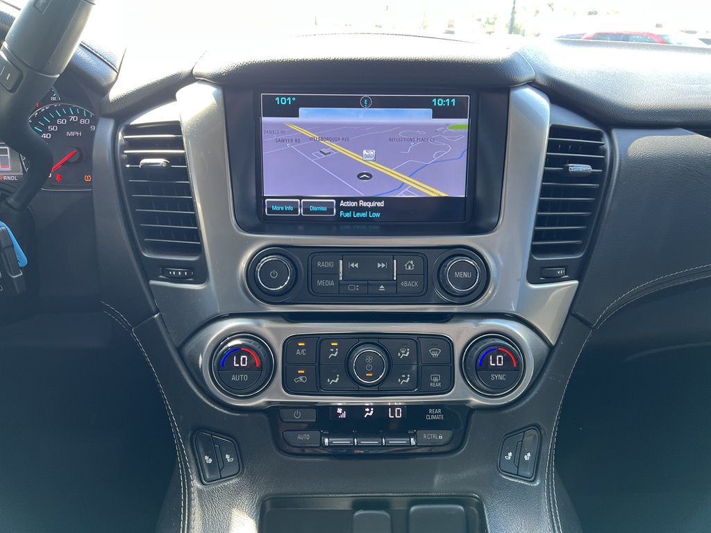 2018 Chevrolet Suburban 1500 LT photo