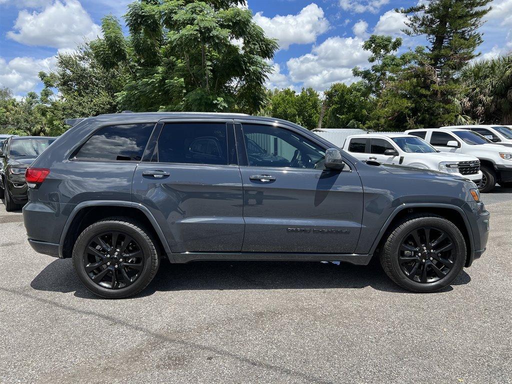 2017 Jeep Cherokee - $19,999