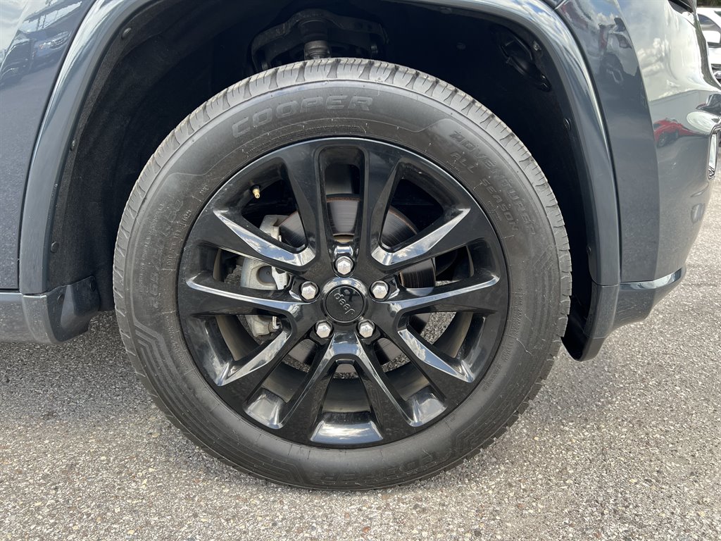 2017 Jeep Cherokee - $19,999