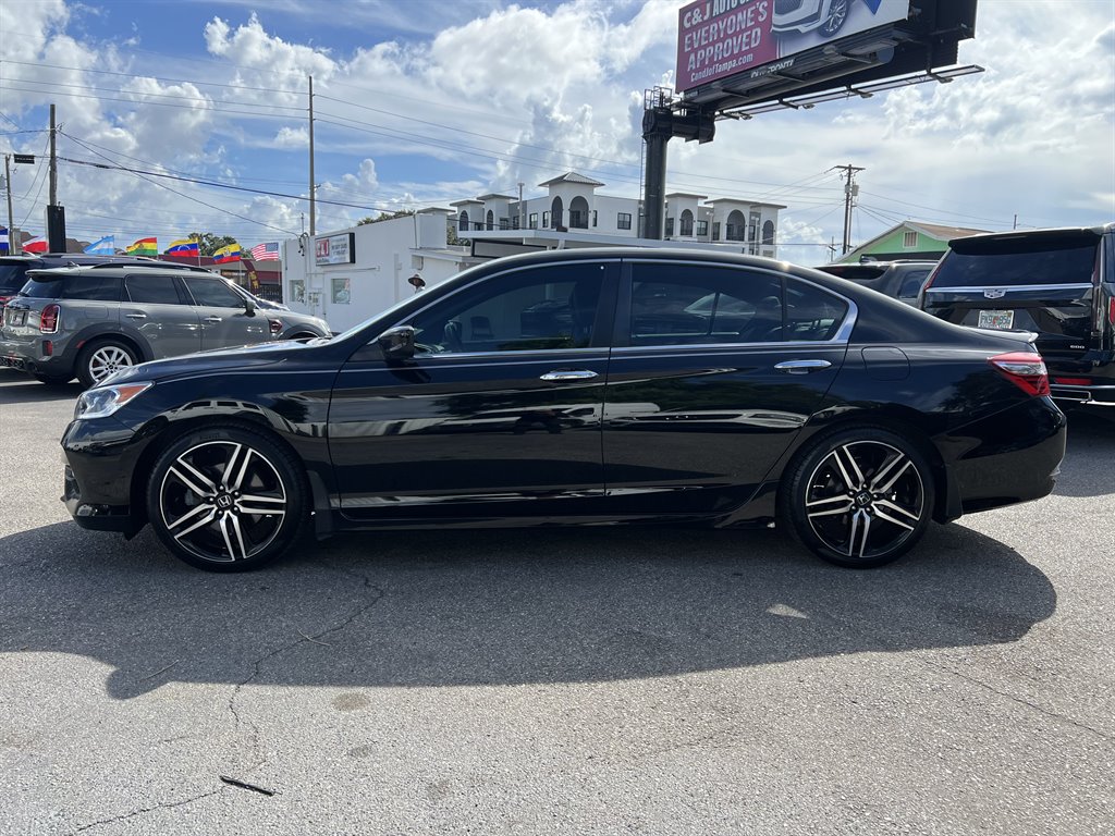 2017 Honda Accord - $13,999