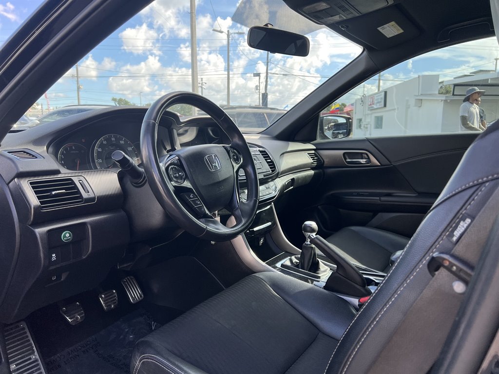 2017 Honda Accord - $13,999