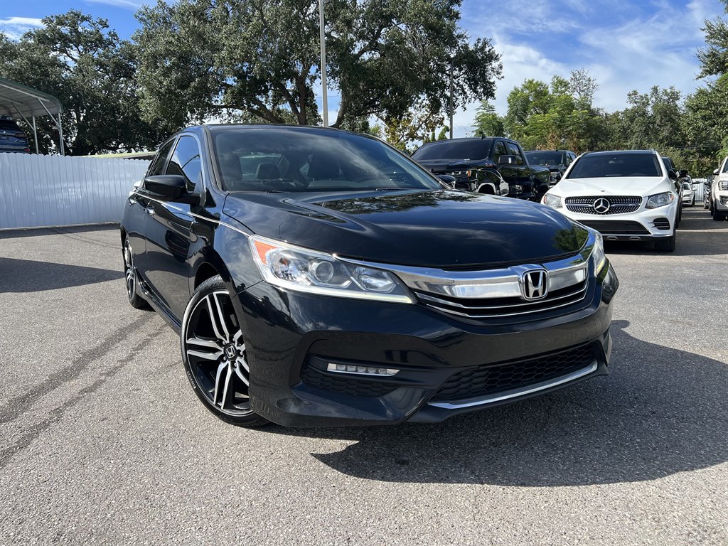 2017 Honda Accord - $13,999