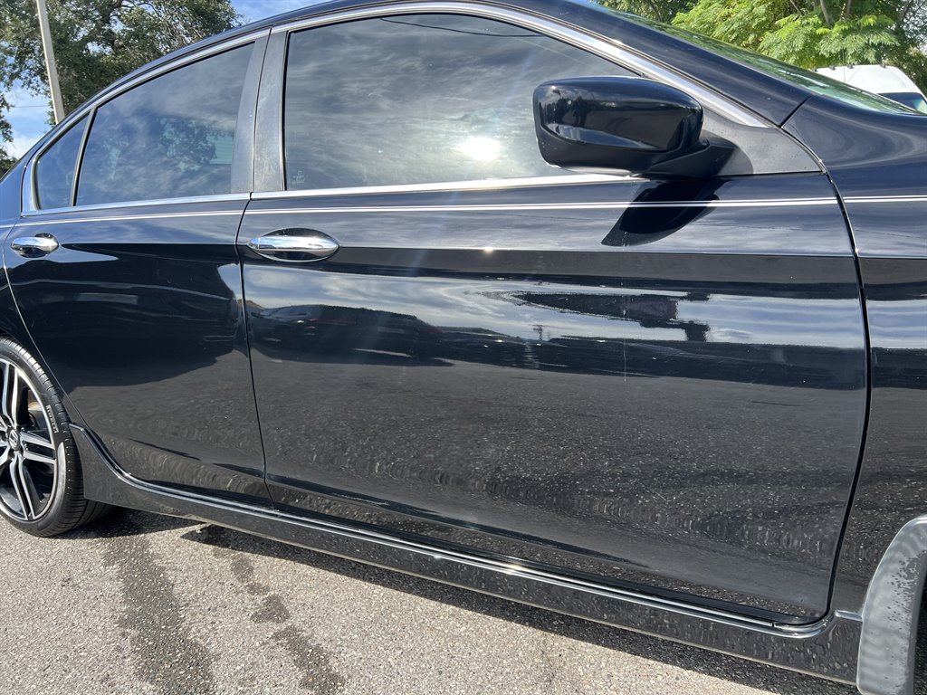 2017 Honda Accord - $13,999