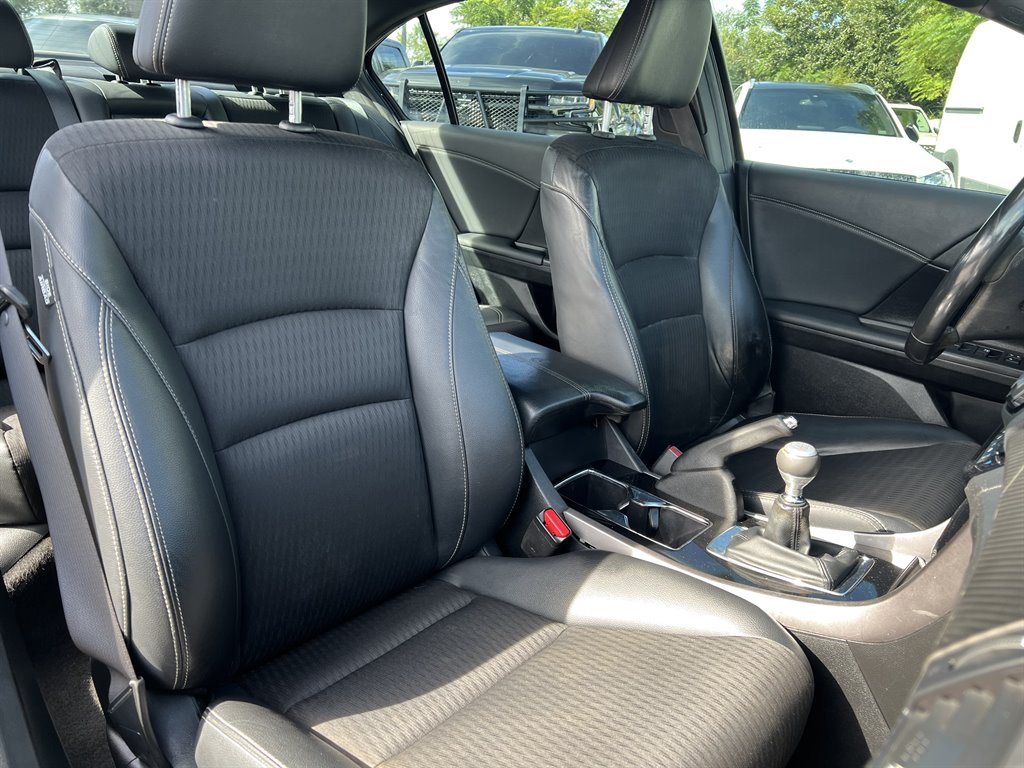 2017 Honda Accord - $13,999