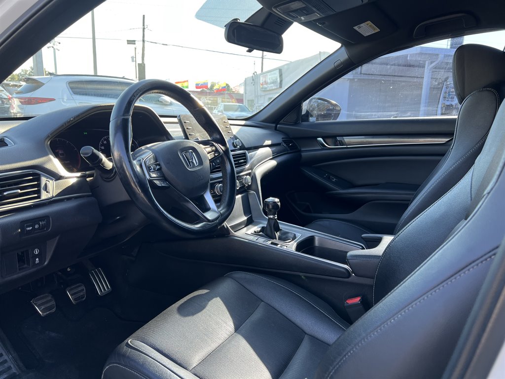 2019 Honda Accord - $19,999