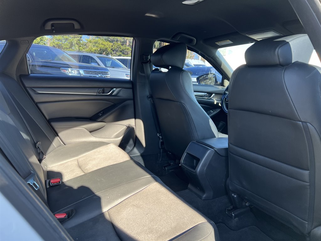 2019 Honda Accord - $19,999