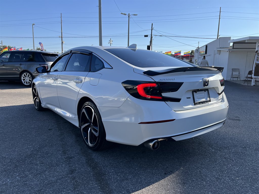 2019 Honda Accord - $19,999