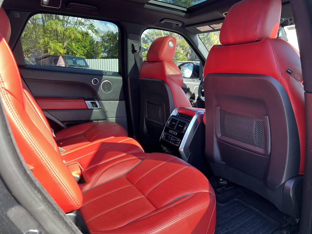 2016 Land Rover Range Rover Sport - $26,999