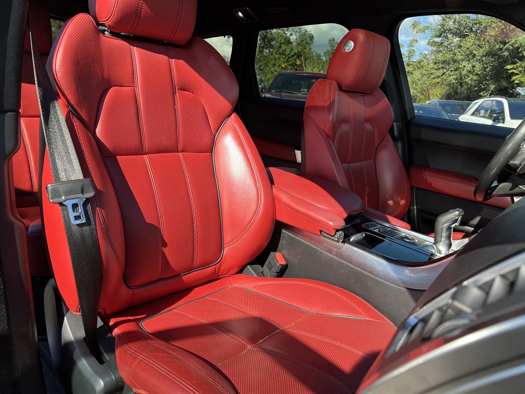2016 Land Rover Range Rover Sport - $26,999