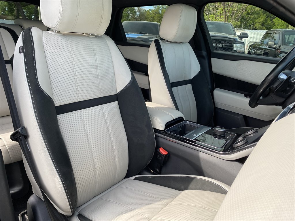 2020 Land Rover Range Rover Velar - $26,999