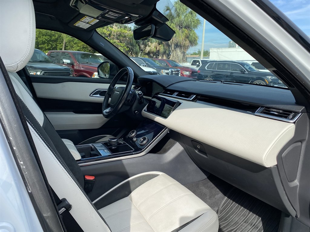2020 Land Rover Range Rover Velar - $26,999