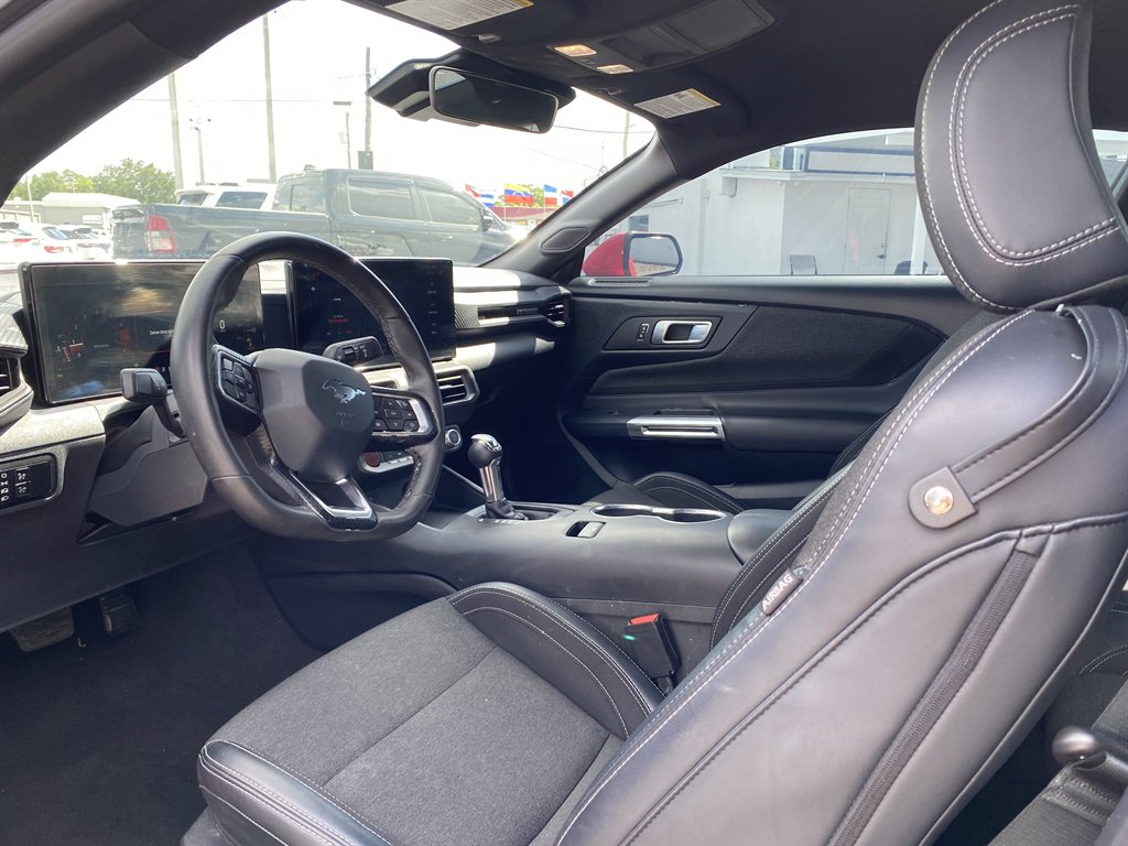 2024 Ford Mustang - $34,999