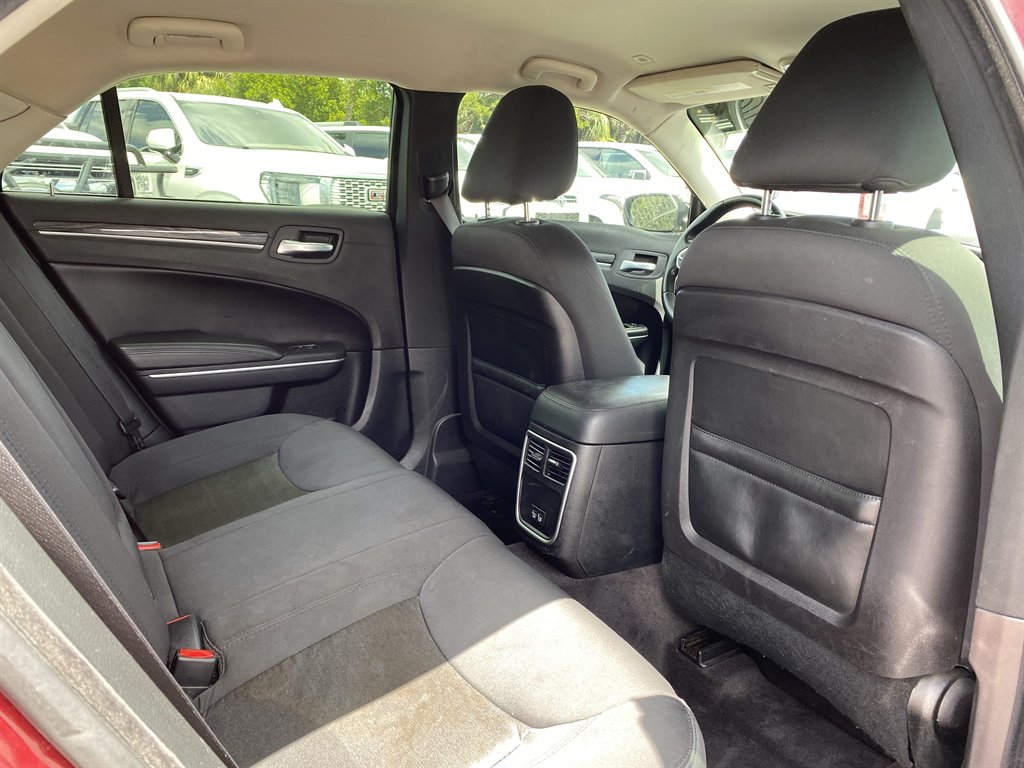 2018 Chrysler 300 - $14,999