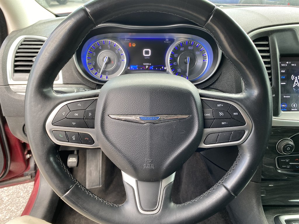 2018 Chrysler 300 - $14,999