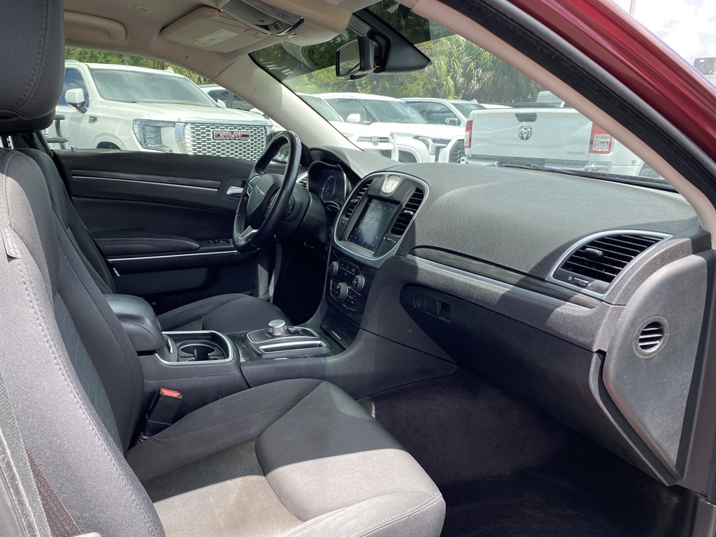 2018 Chrysler 300 - $14,999