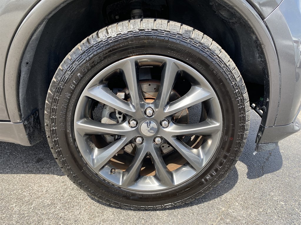 2018 Dodge Durango - $16,999