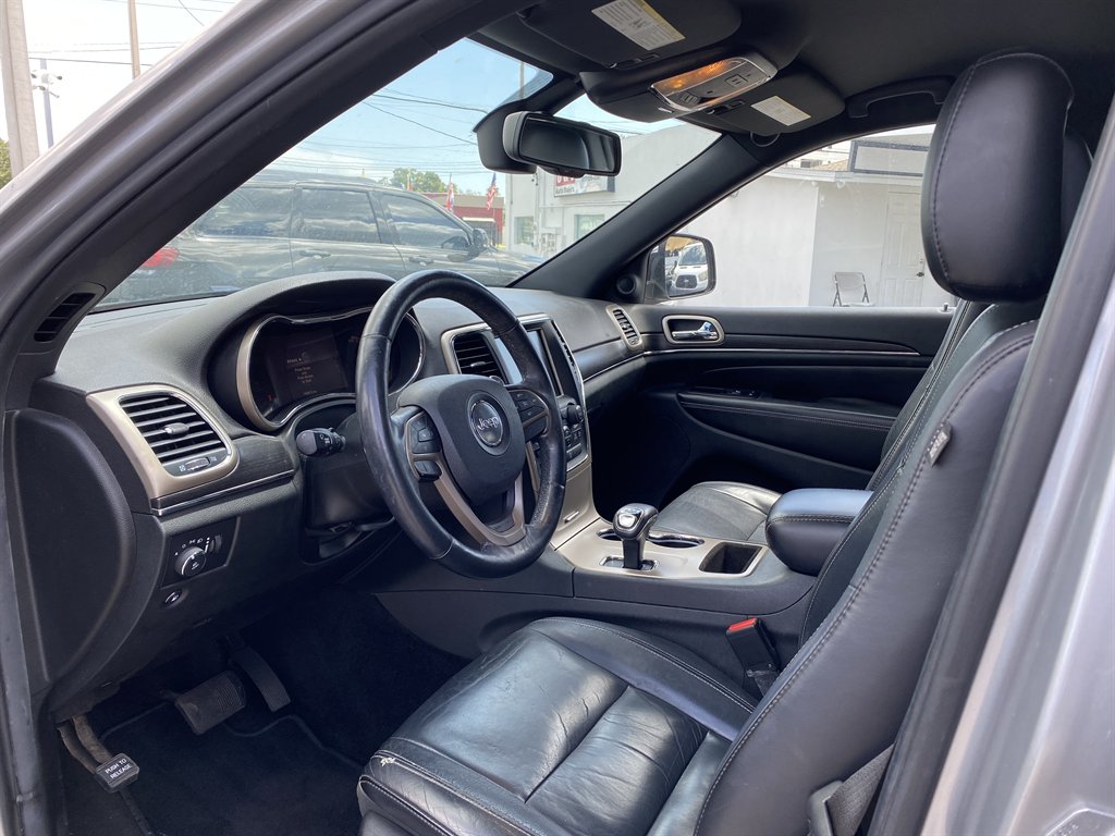 2014 Jeep Cherokee - $13,999
