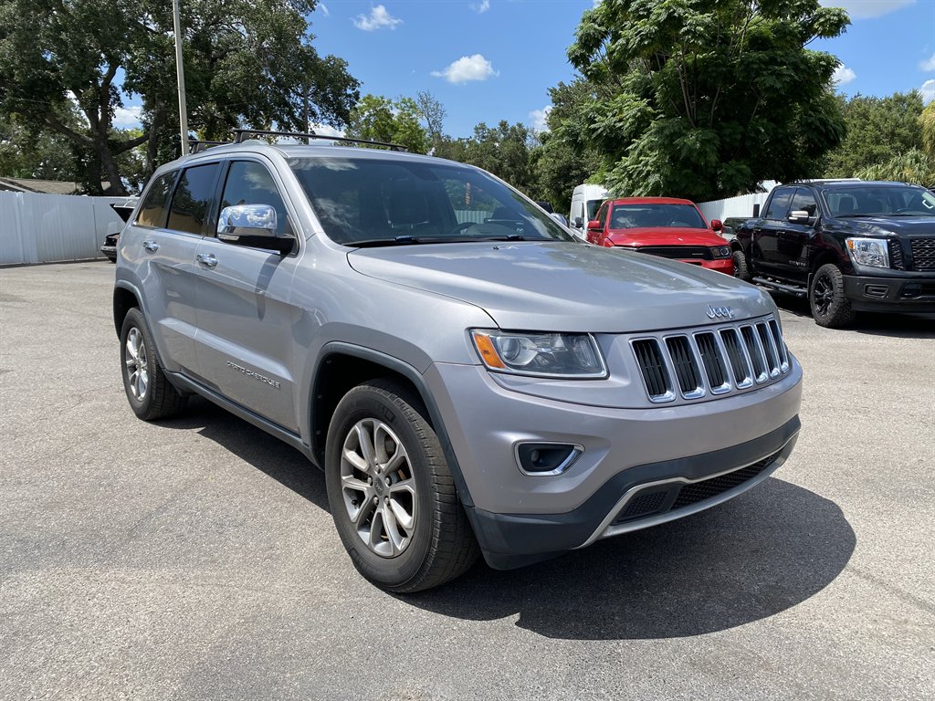 2014 Jeep Cherokee - $13,999