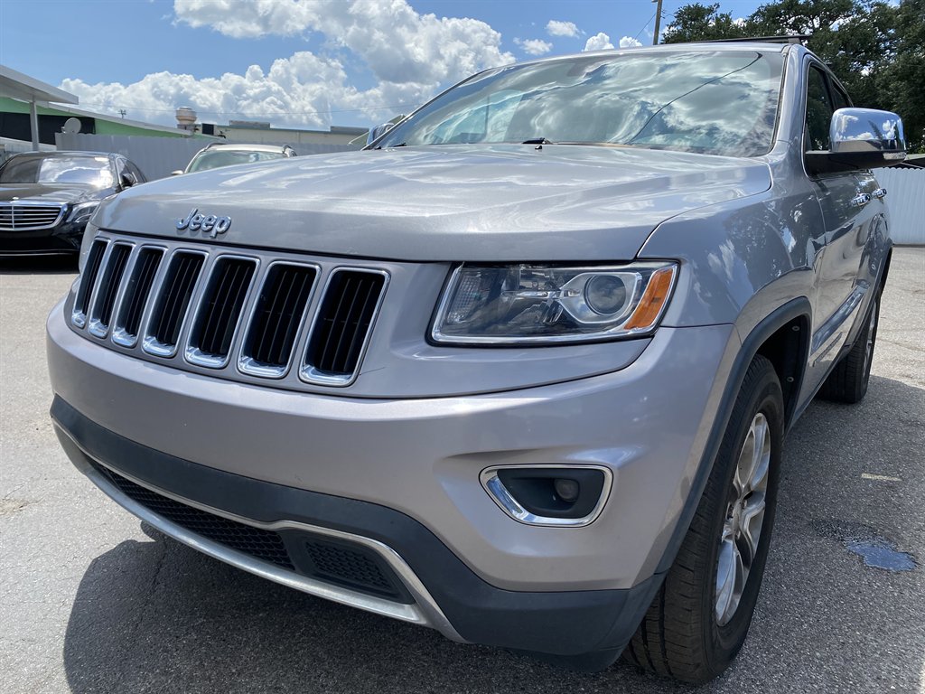 2014 Jeep Cherokee - $13,999