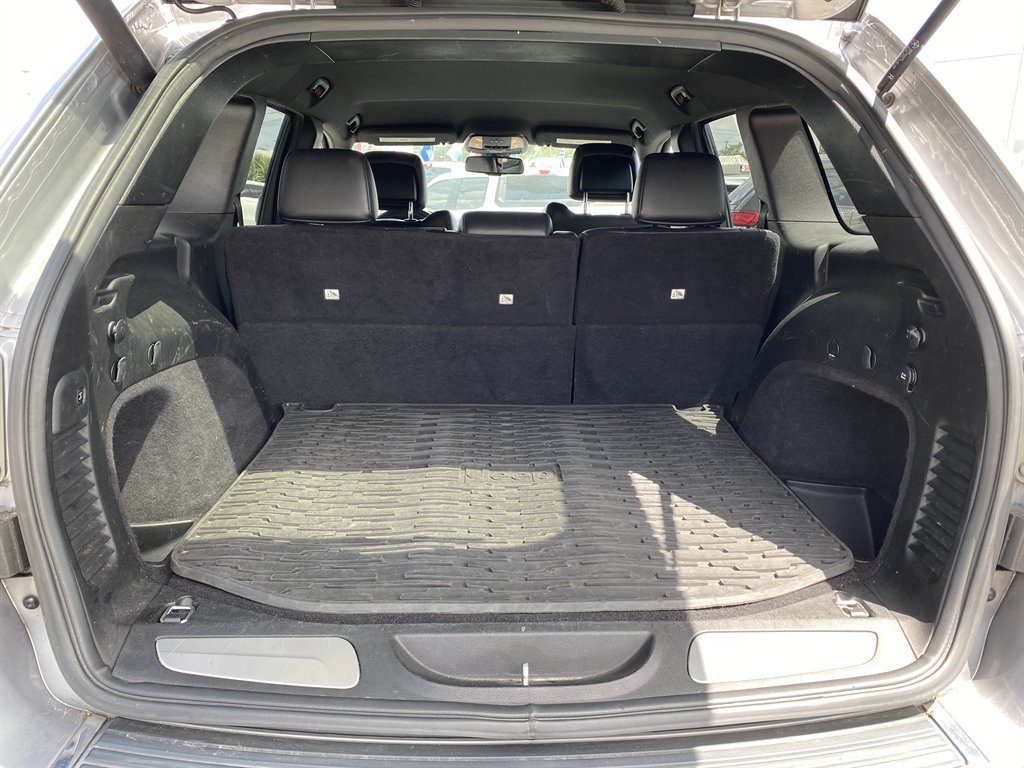 2014 Jeep Cherokee - $13,999