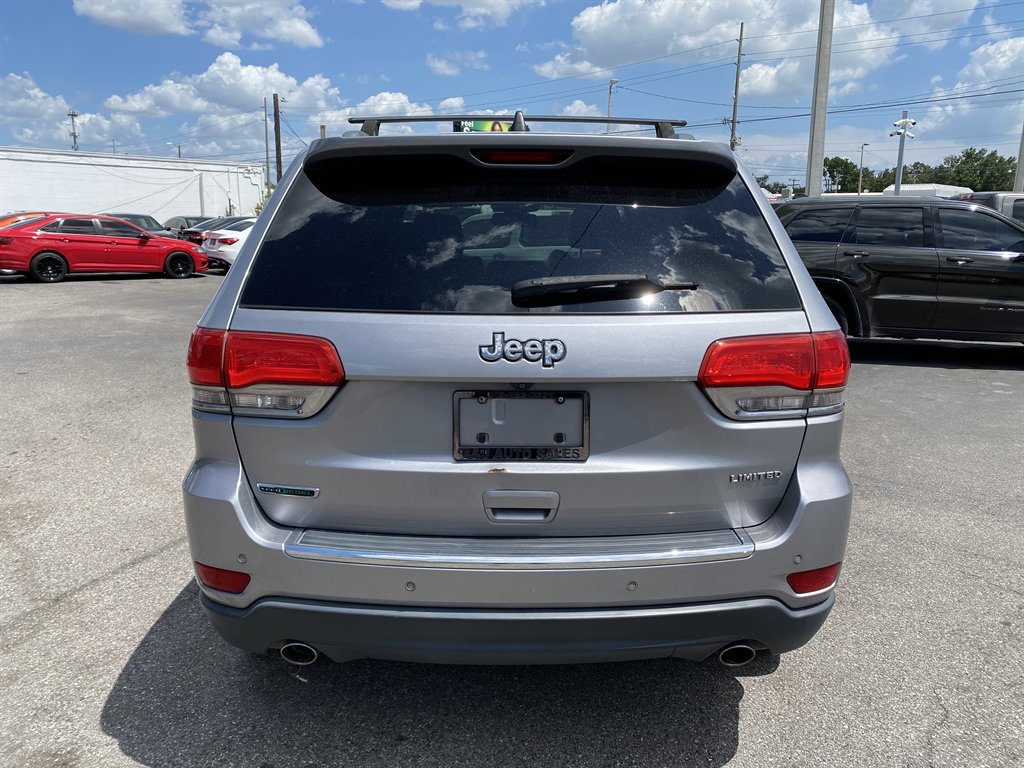 2014 Jeep Cherokee - $13,999