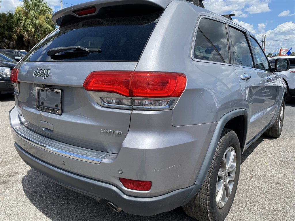 2014 Jeep Cherokee - $13,999