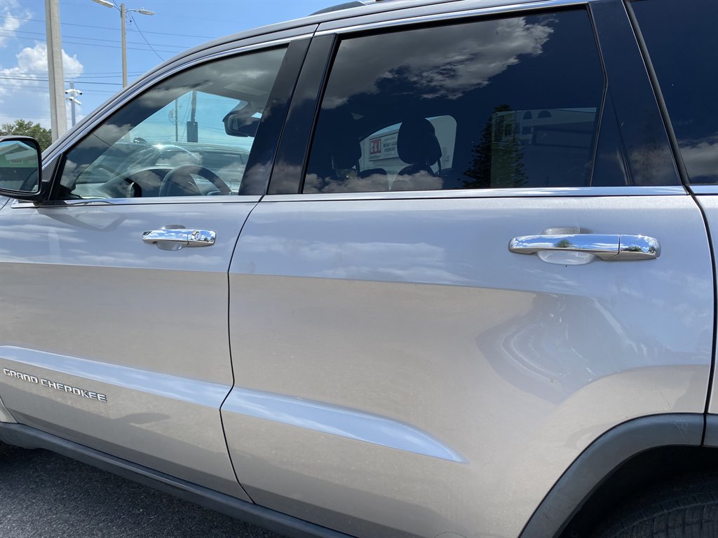 2014 Jeep Cherokee - $13,999